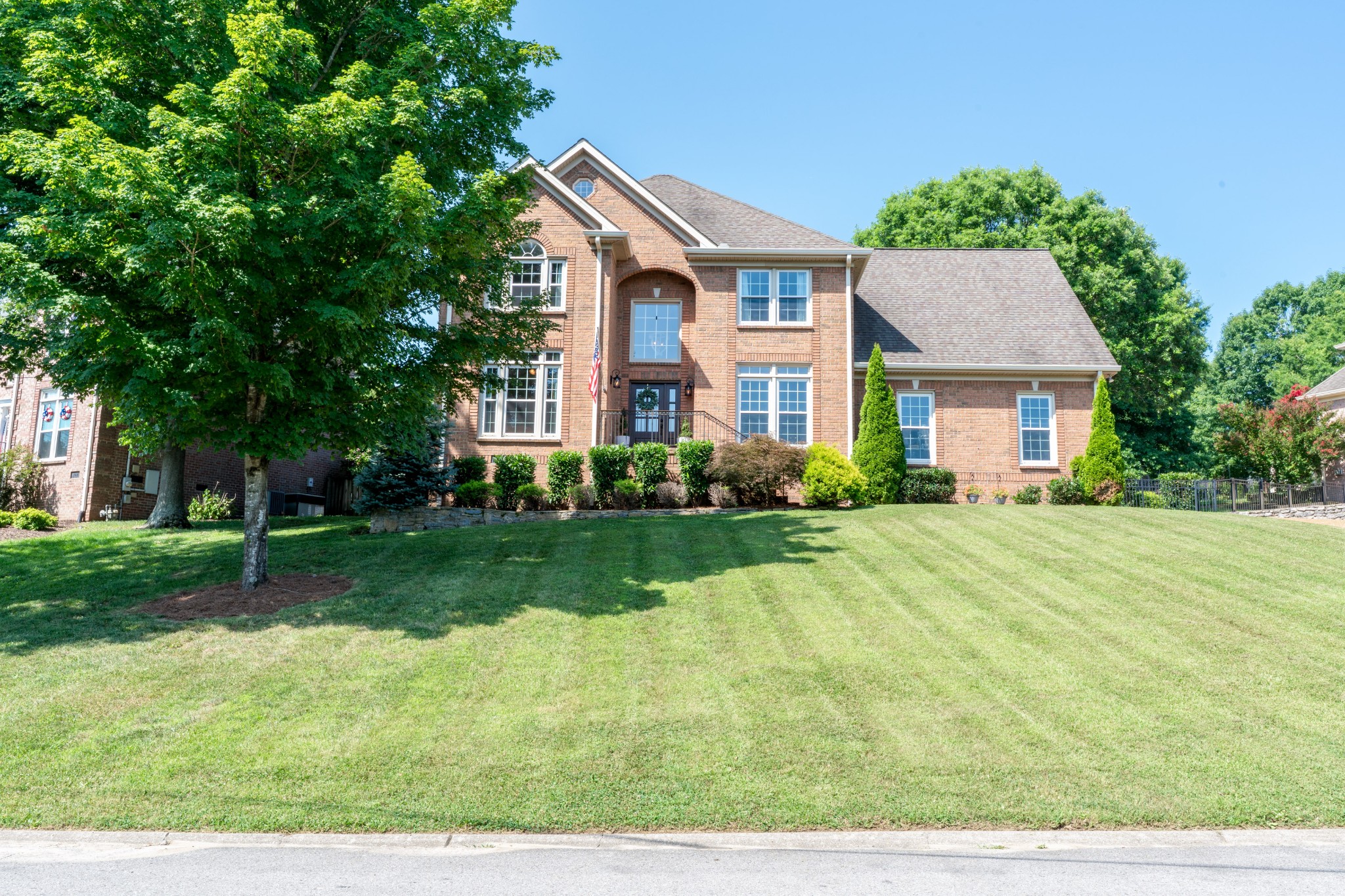 136 Ballentrae Dr