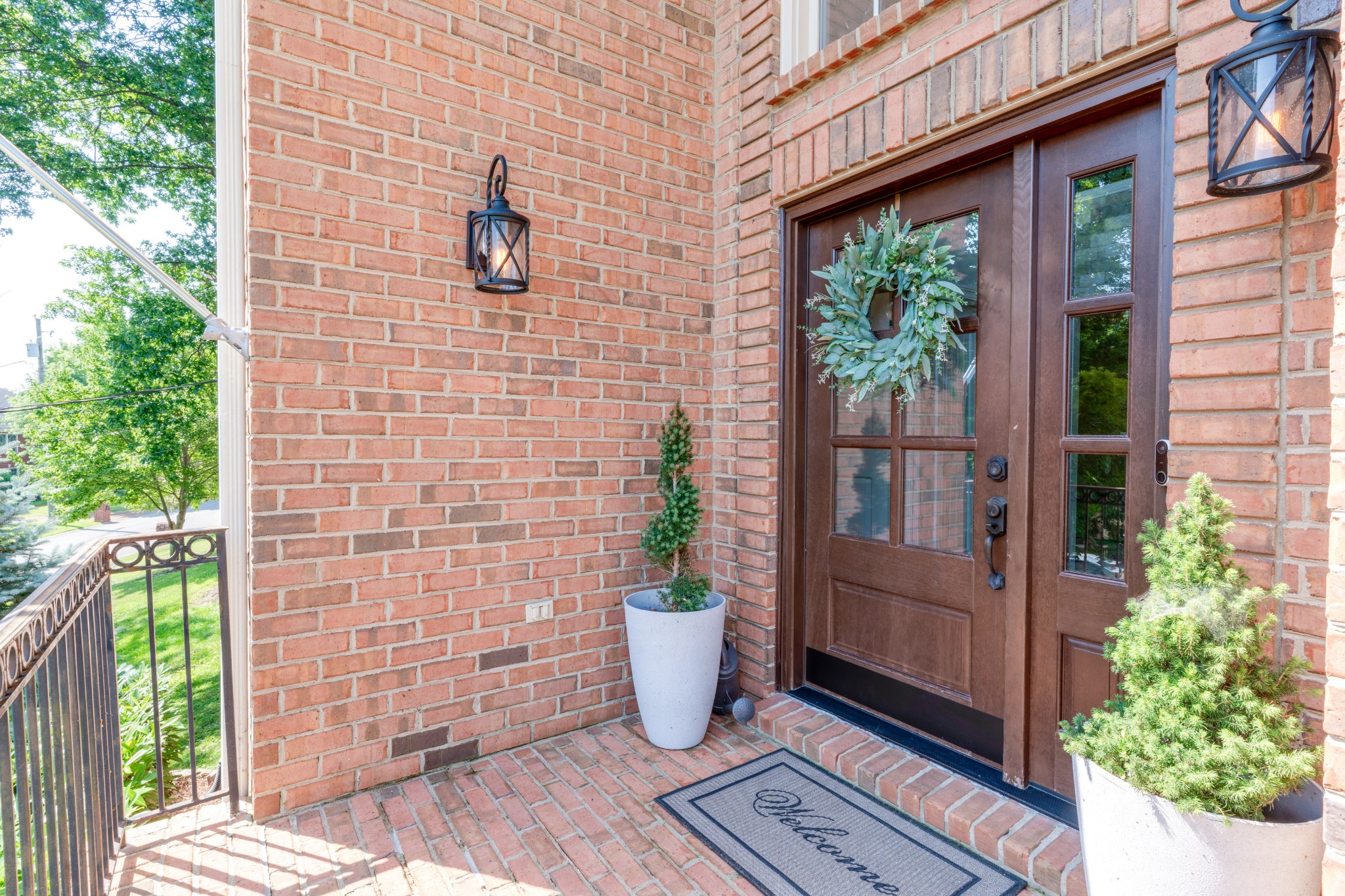 136 Ballentrae Dr