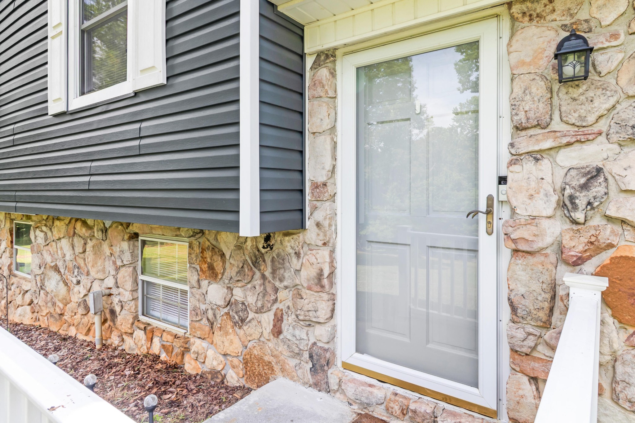 442 Corvin Road, NE