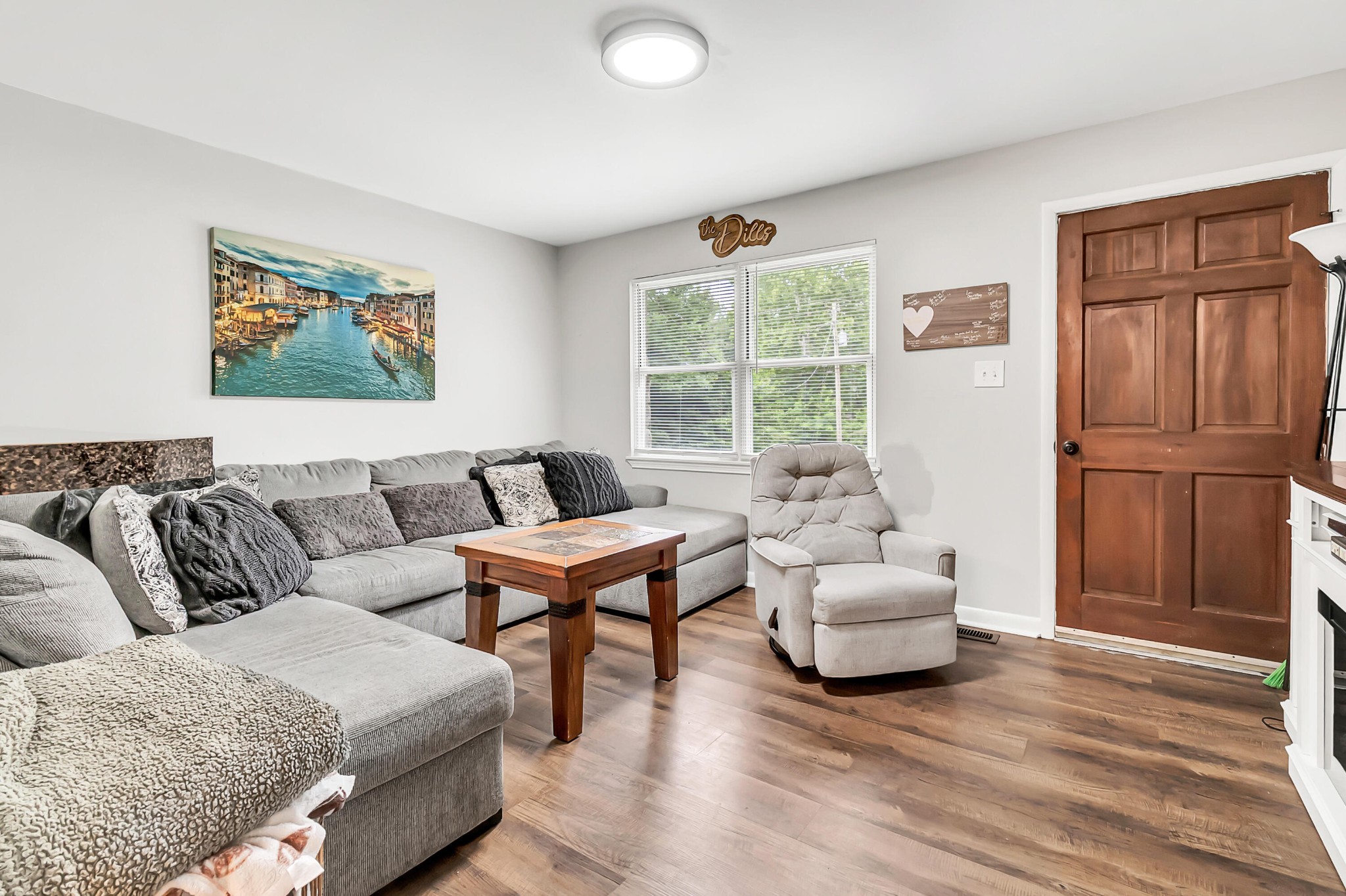 442 Corvin Road, NE