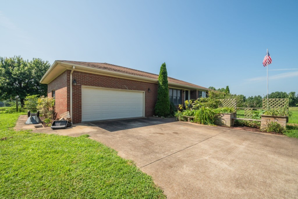 14331 Minor Hill Hwy