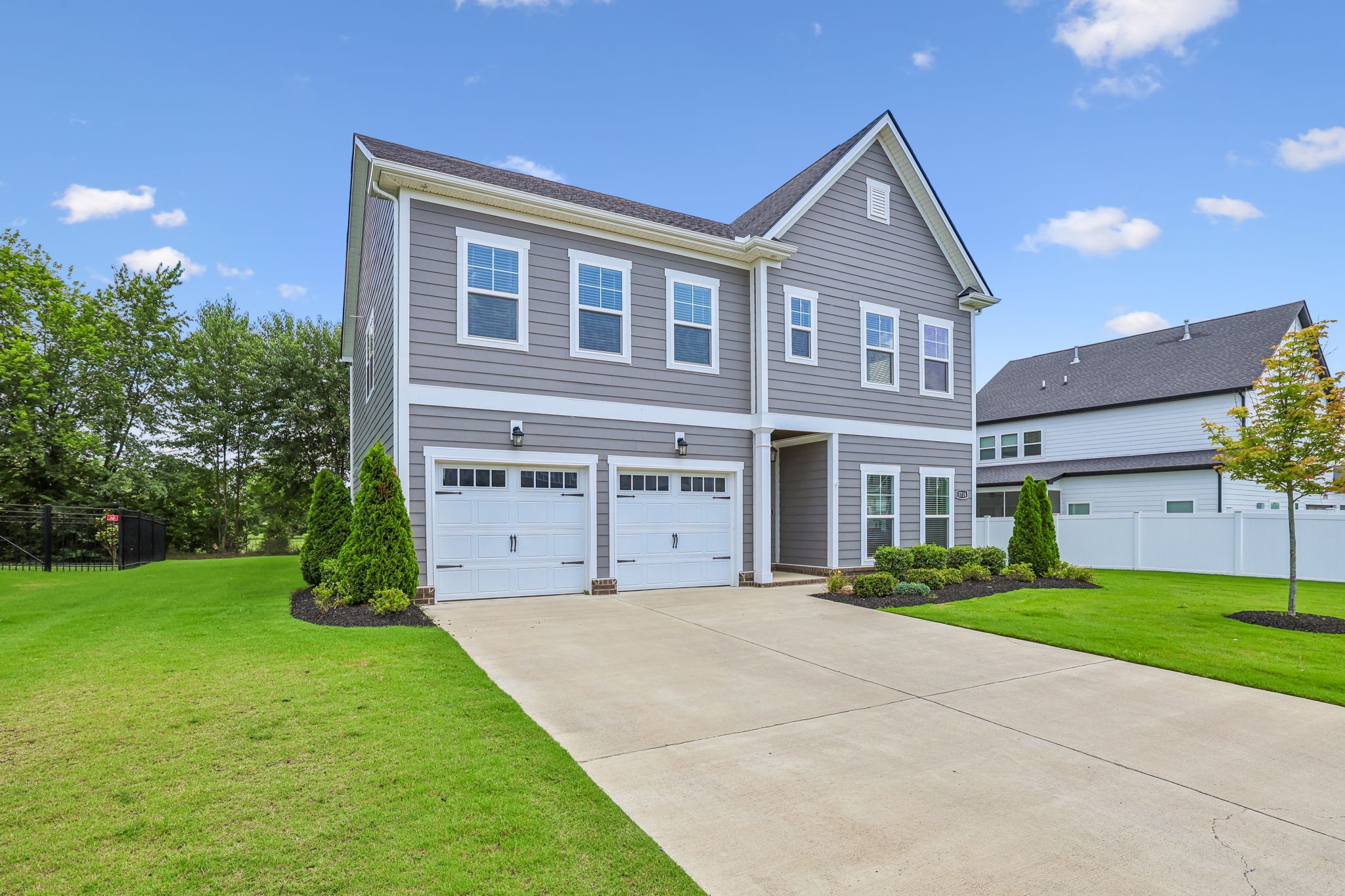 5718 Heirloom Dr