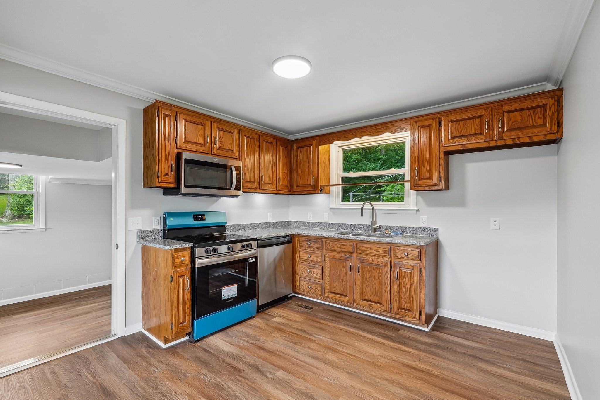 375 Spring Valley Dr