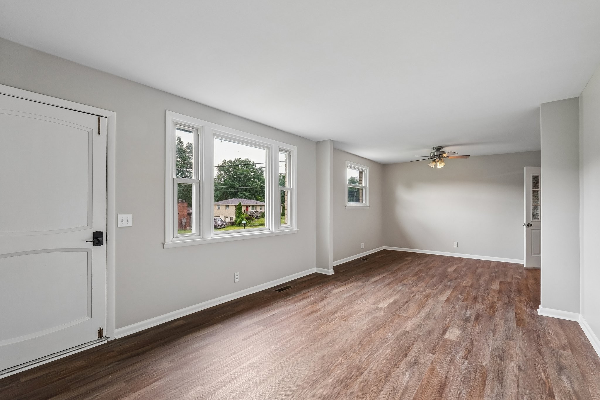 375 Spring Valley Dr