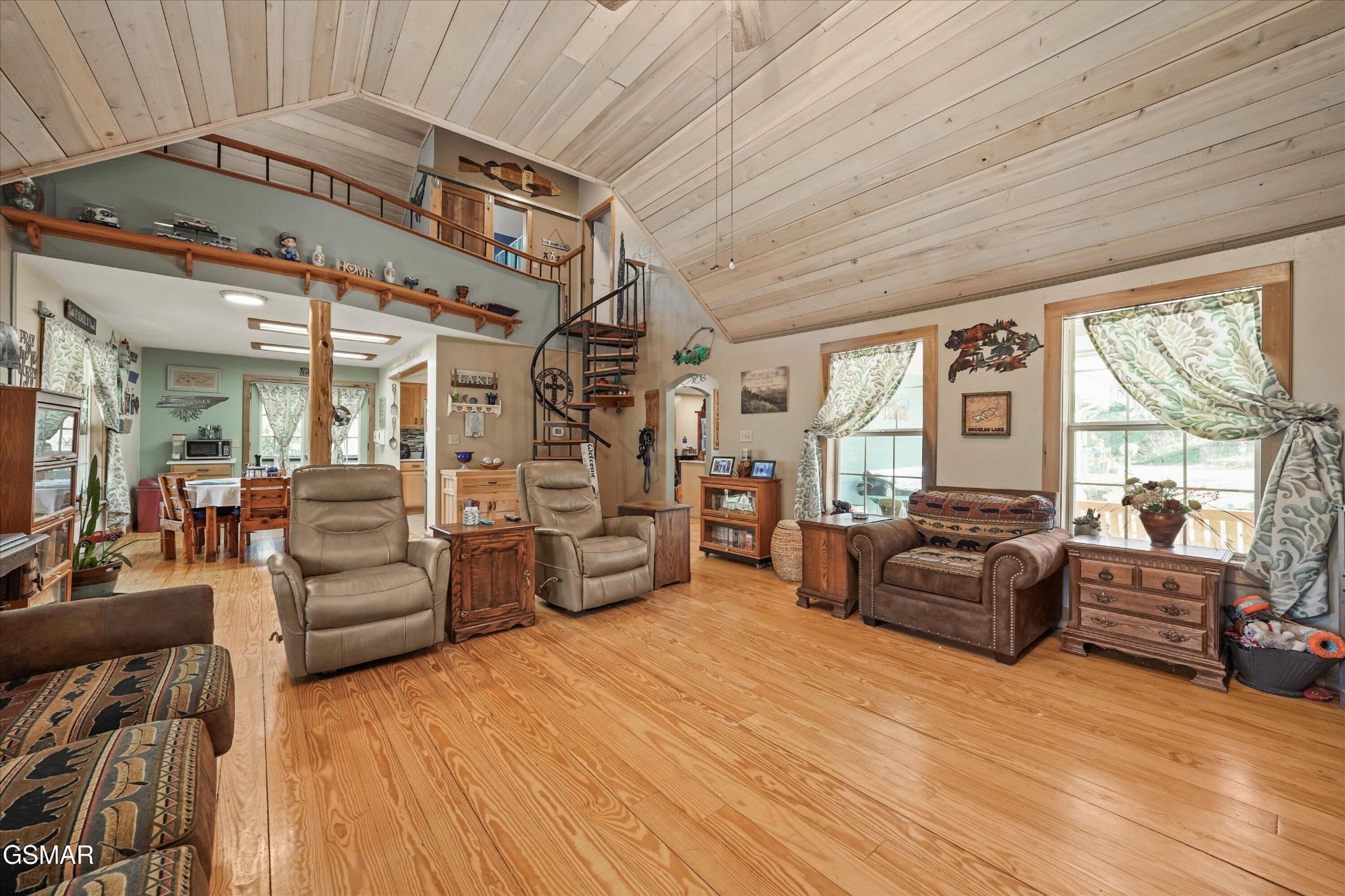 2501 Valley View Road