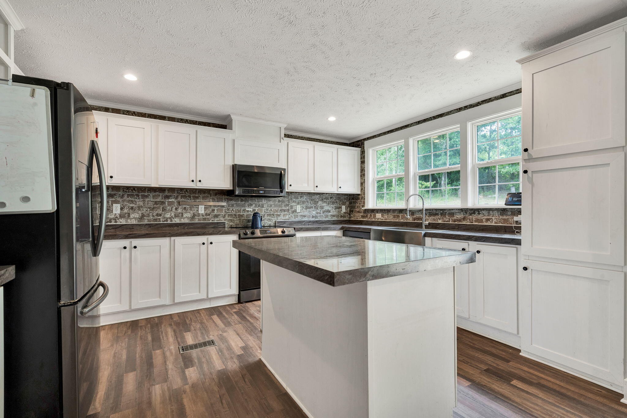 326 Mcclure Road