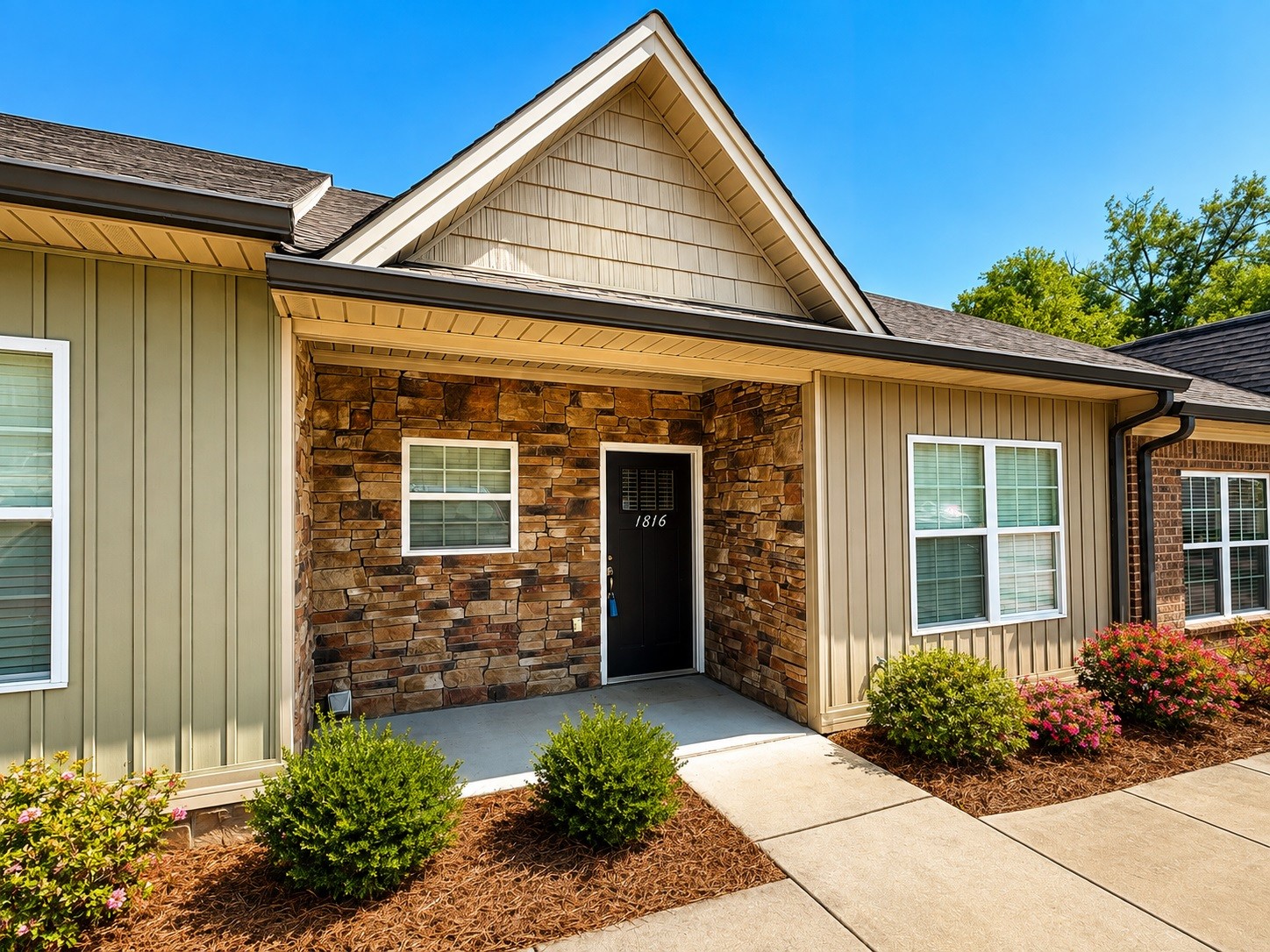 1816 Bell Tower Lane, NE