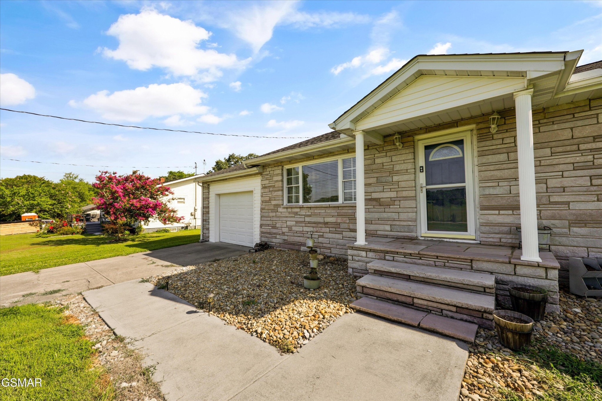 1356 Bluegrass Road