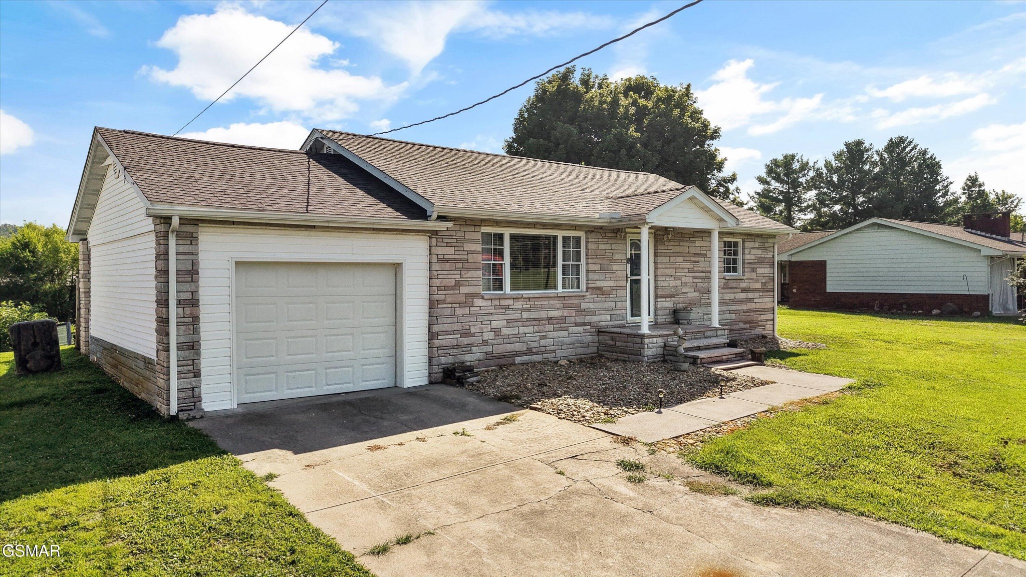 1356 Bluegrass Road