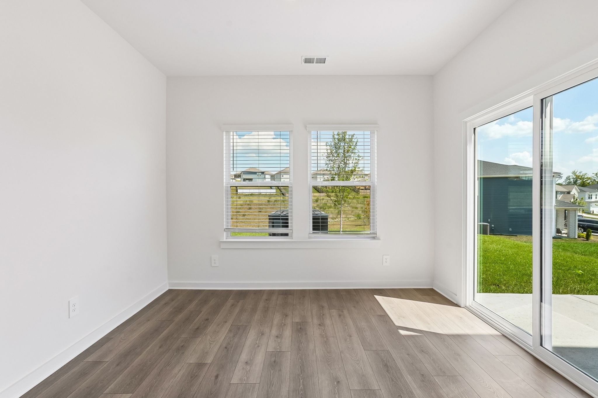 2102 Craven Pl