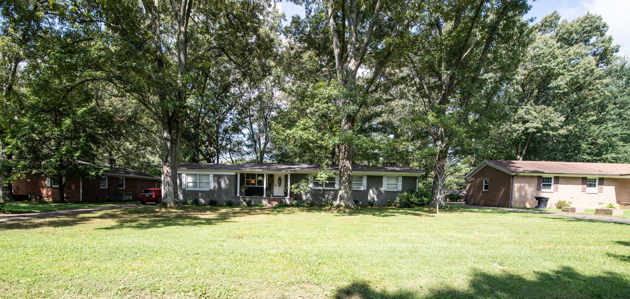 207 Old Fort St