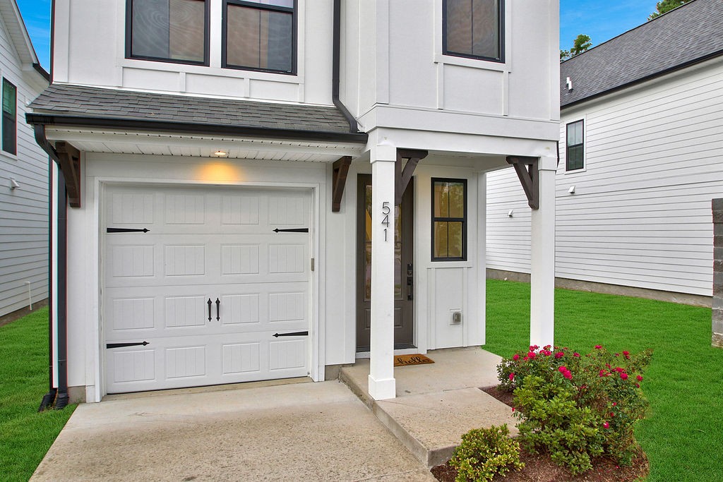 541 Taffy Way