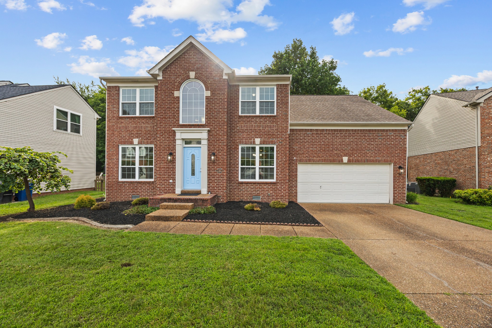 304 Devonshire Dr