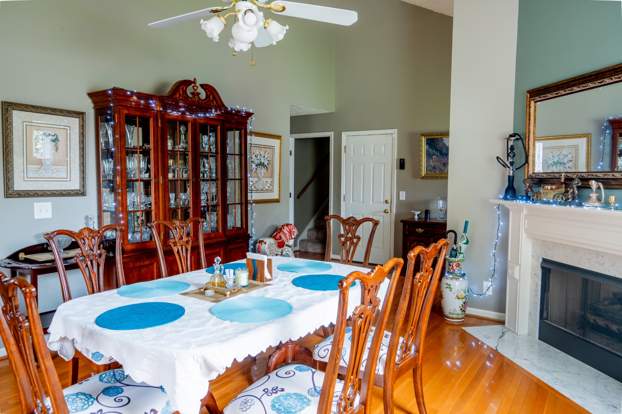 233 Lone Oak Dr
