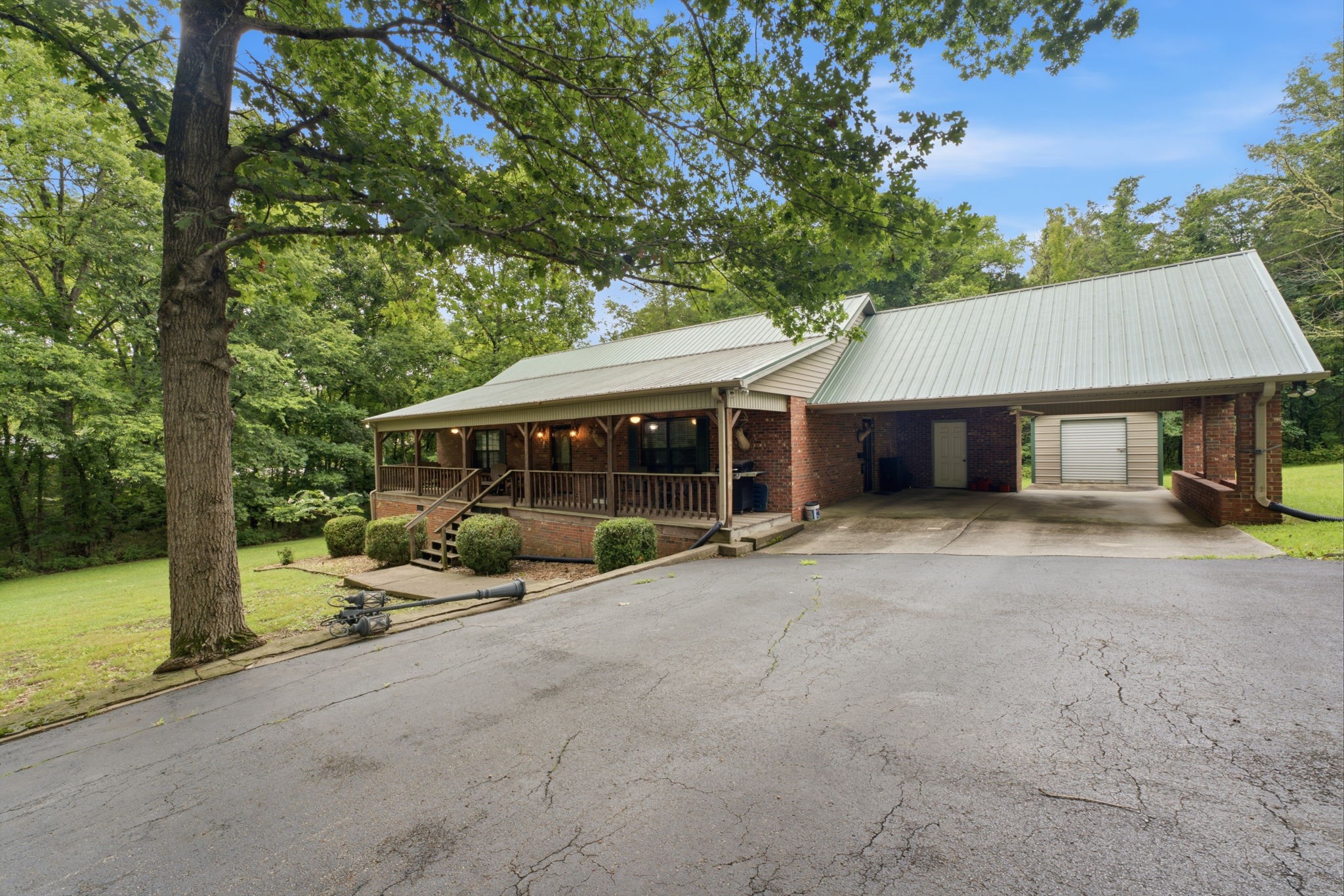 47 Holly Ln