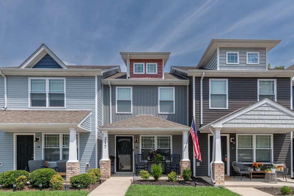 217 Woodland Valley Ln