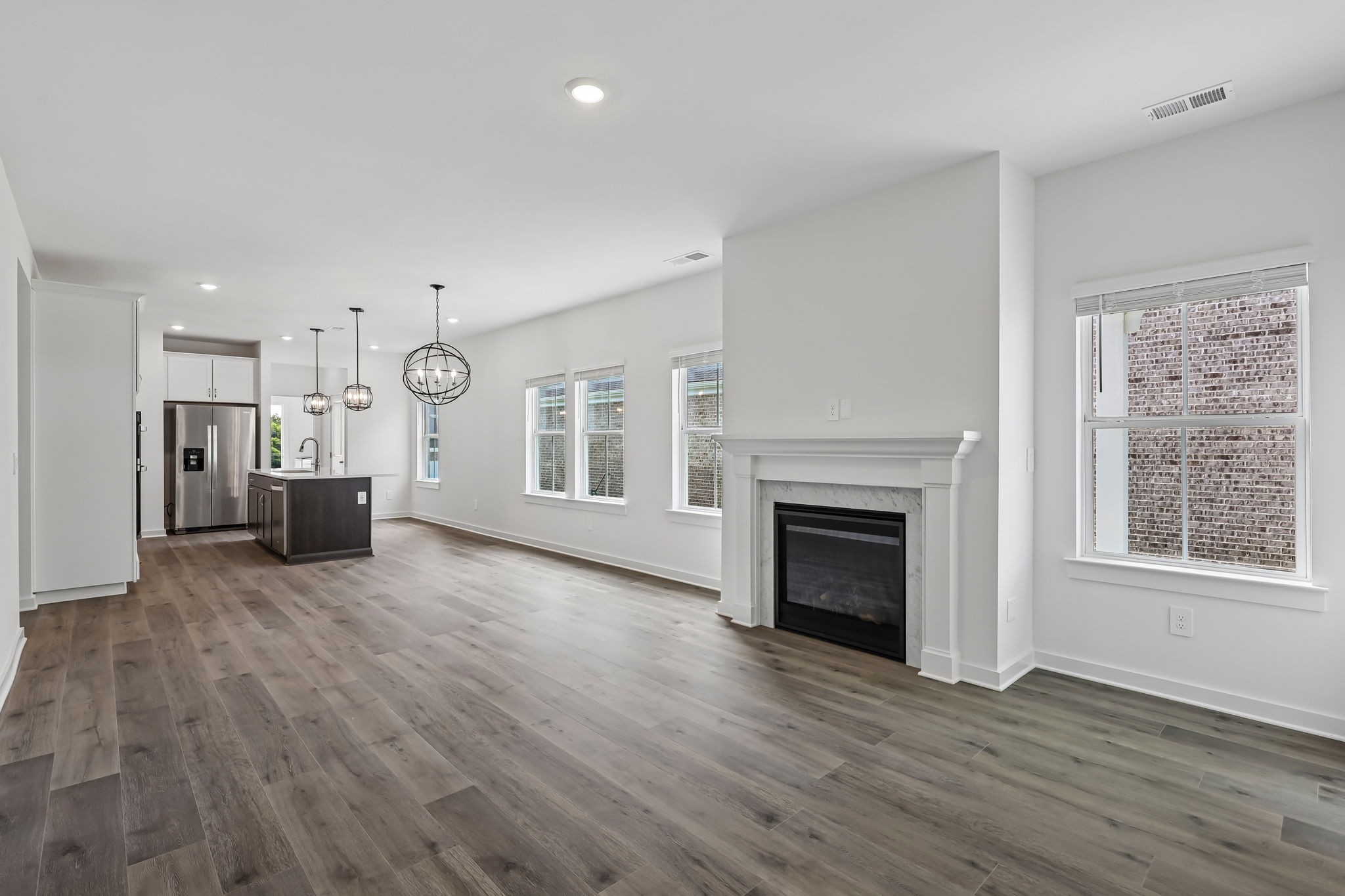 318 Aspen Aly