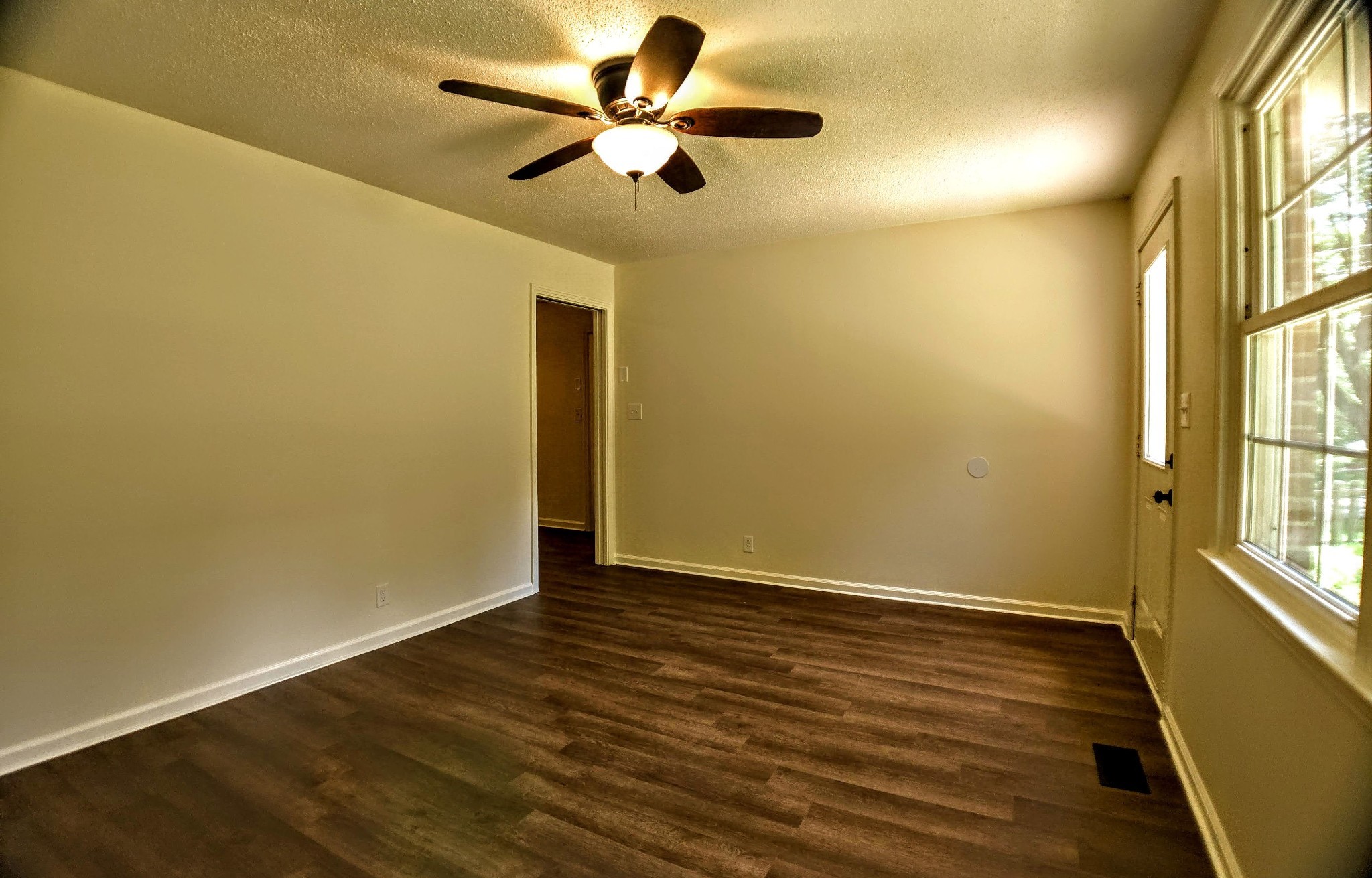 2051 Shelby Dr