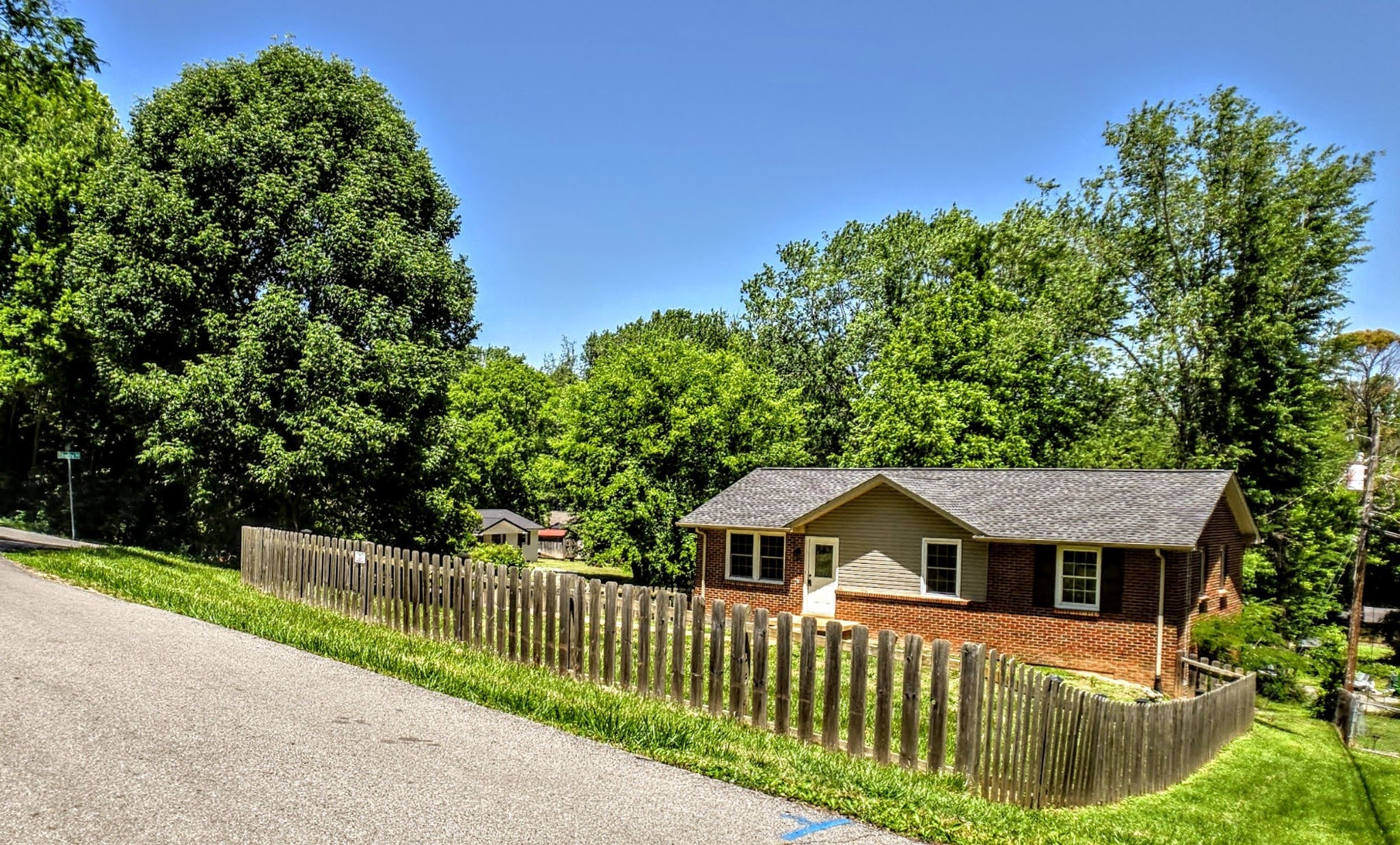 2051 Shelby Dr