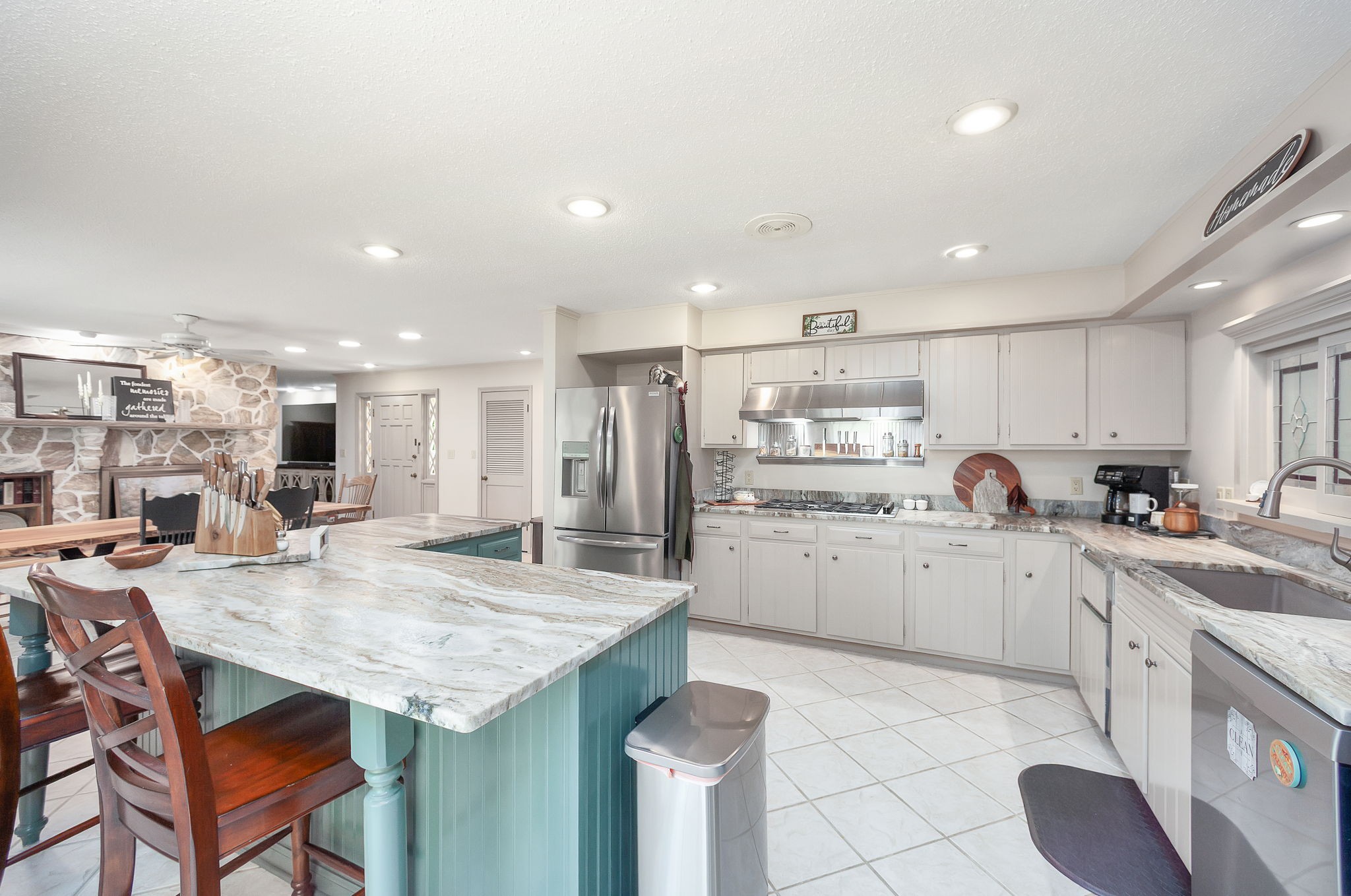 215 Eastern Shores Dr