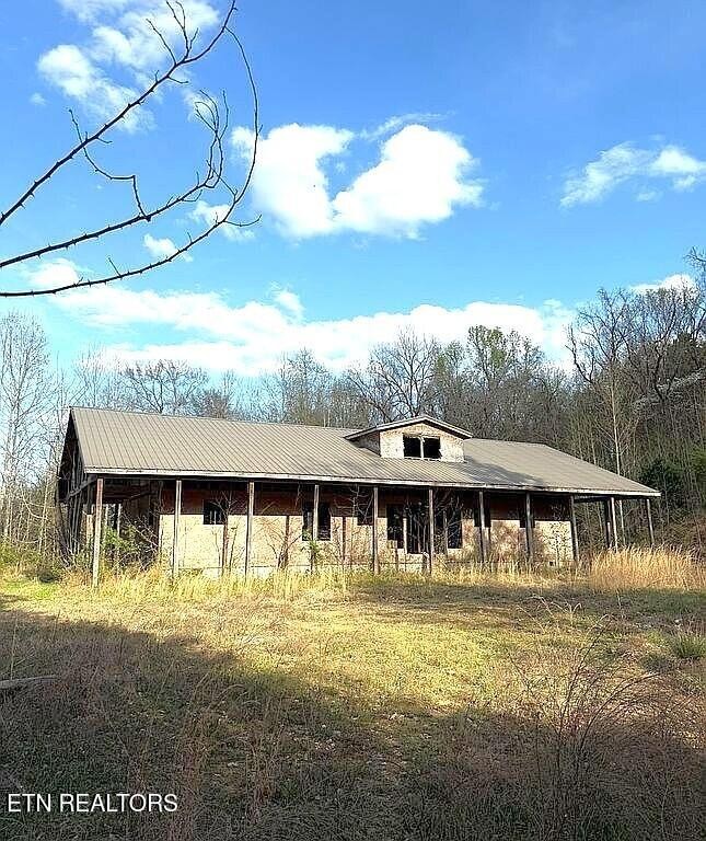 1329 Shady Lane