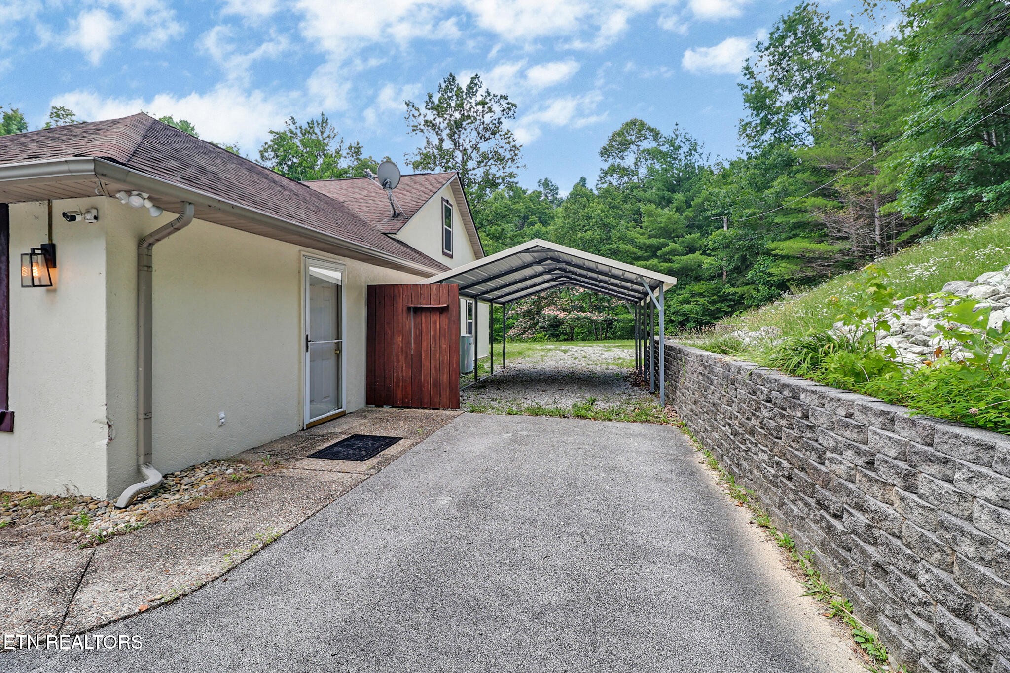 395 Ashley Lane