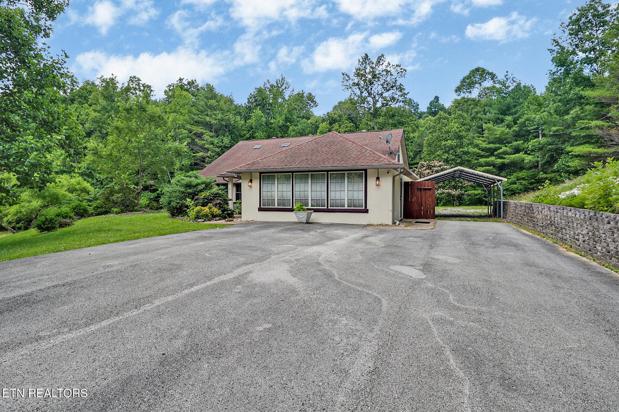 395 Ashley Lane