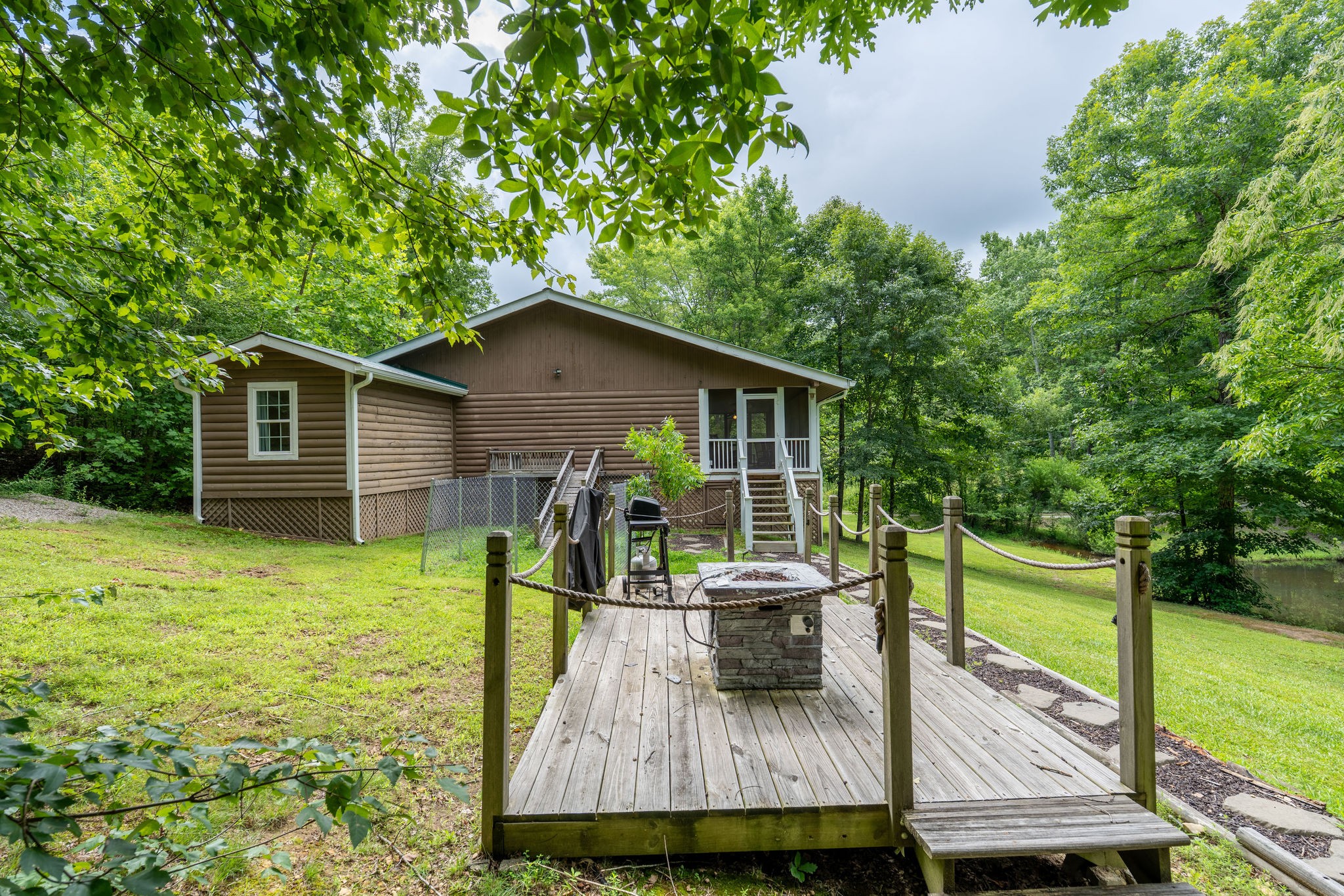 1454 Cherokee Rd