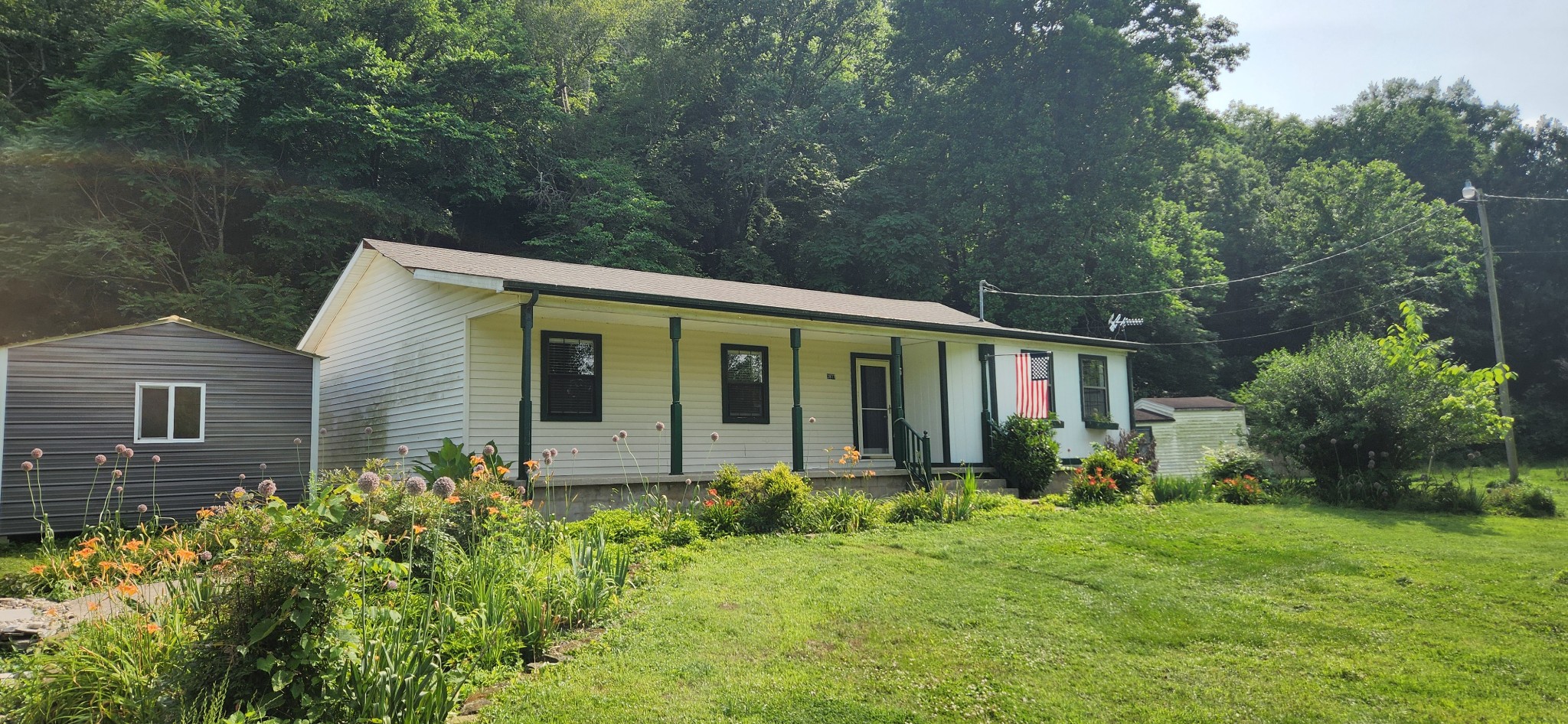 2877 Bryant Rd