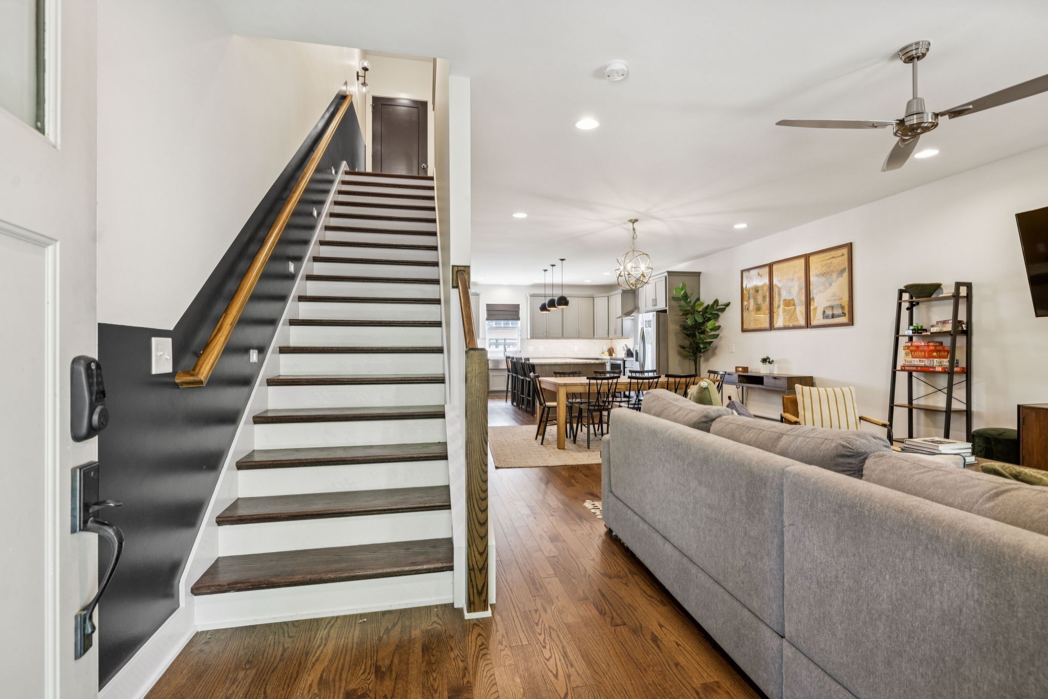 2118 Elliott Ave