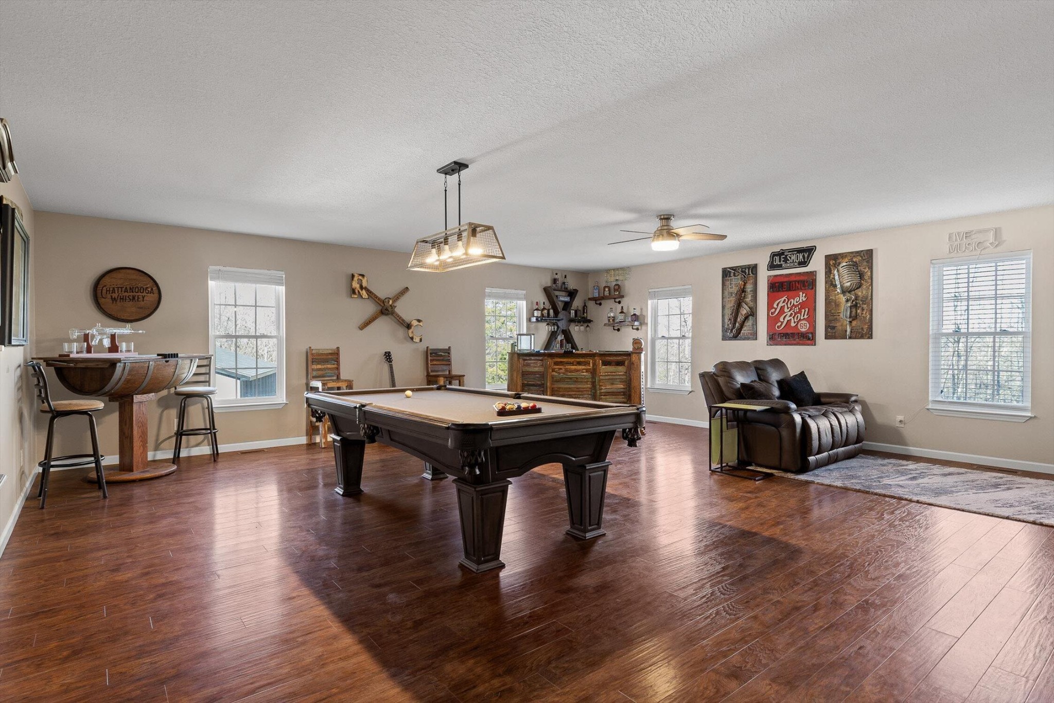 2434 Sugar Creek Road, SE
