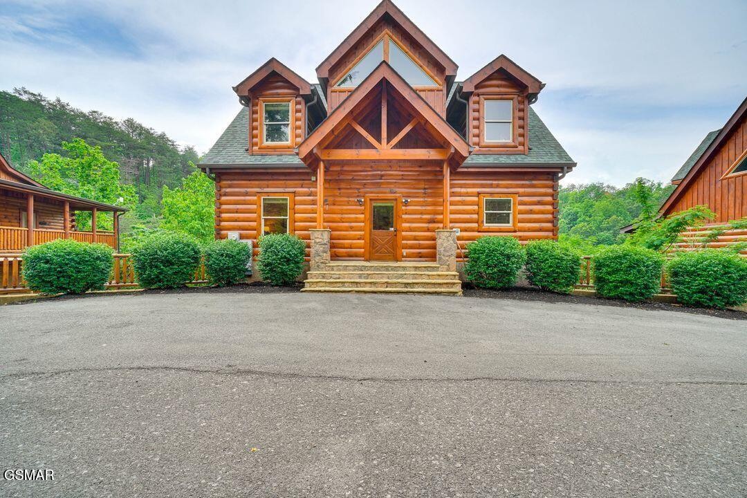 2178 Bear Haven Way