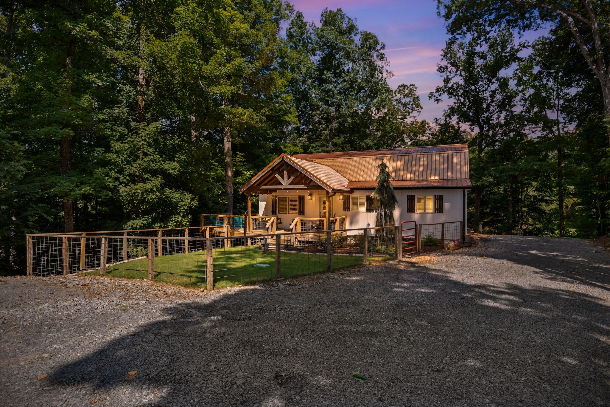 800 Reynolds Bridge Rd