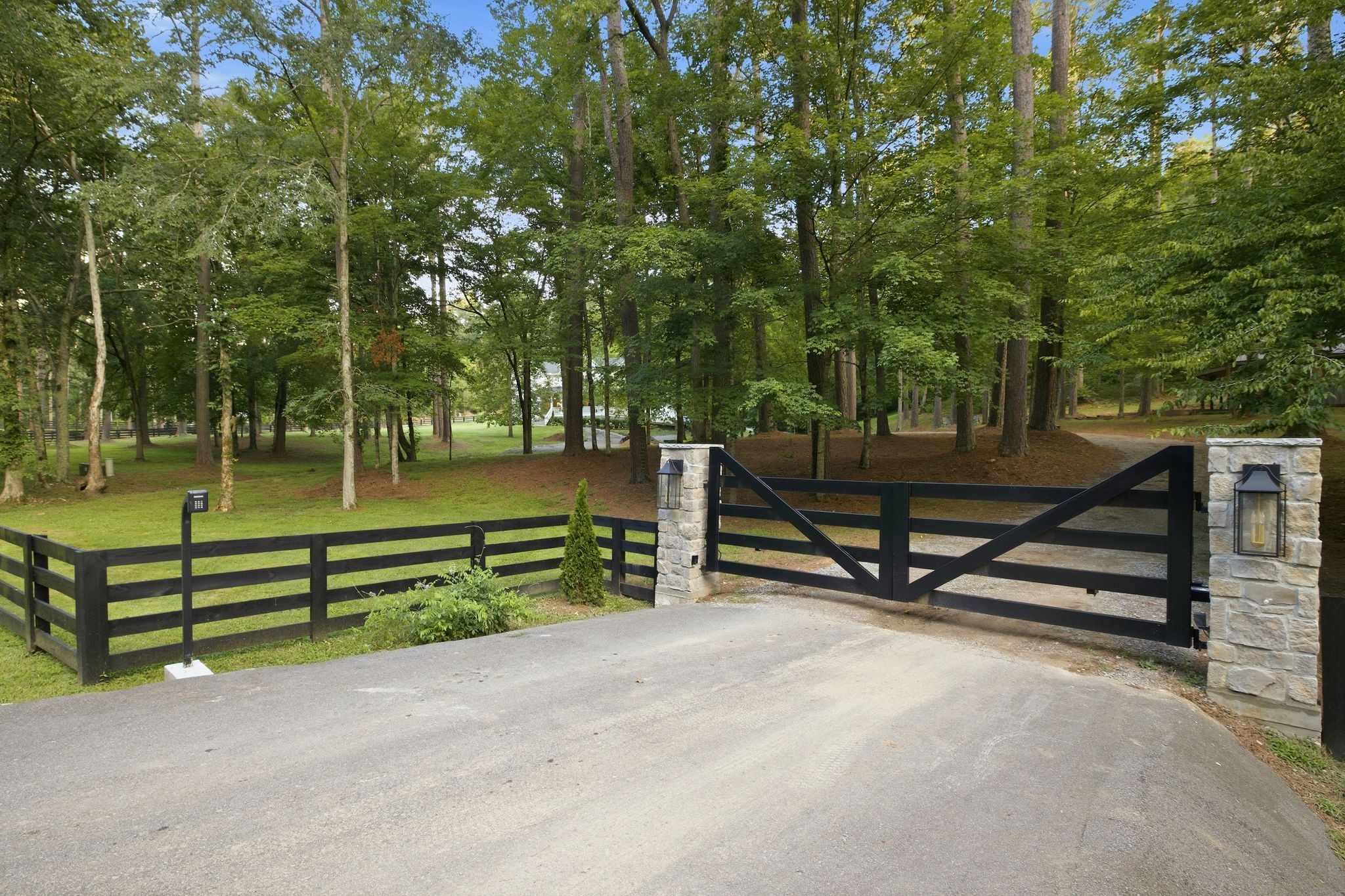 5432 Parker Branch Rd