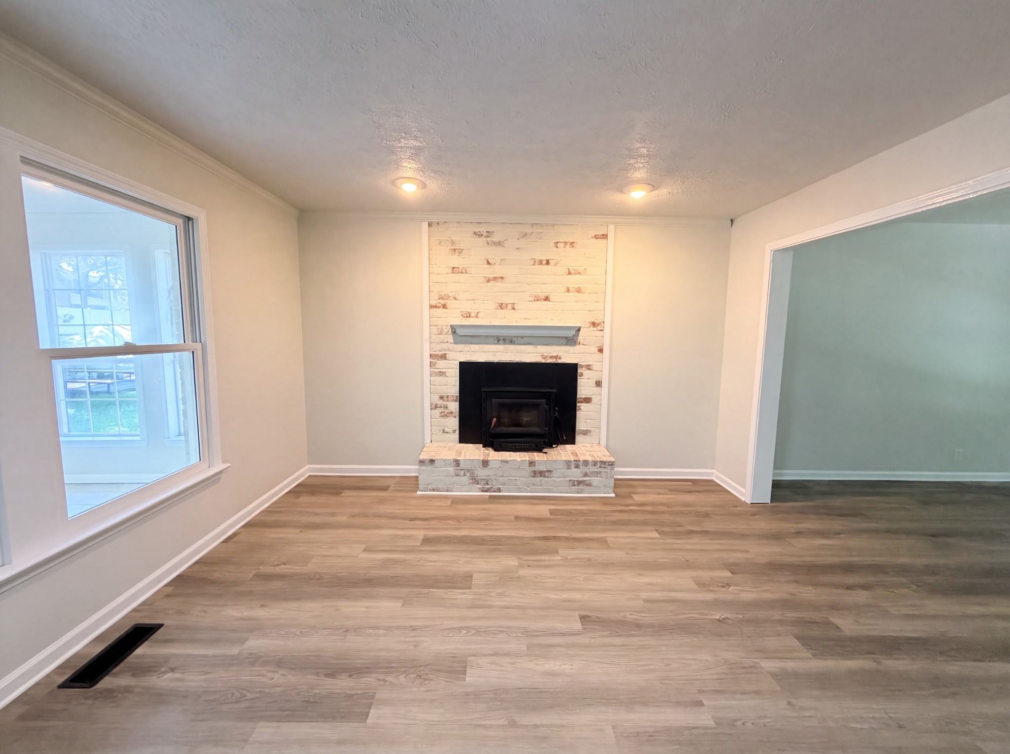 141 East Dr