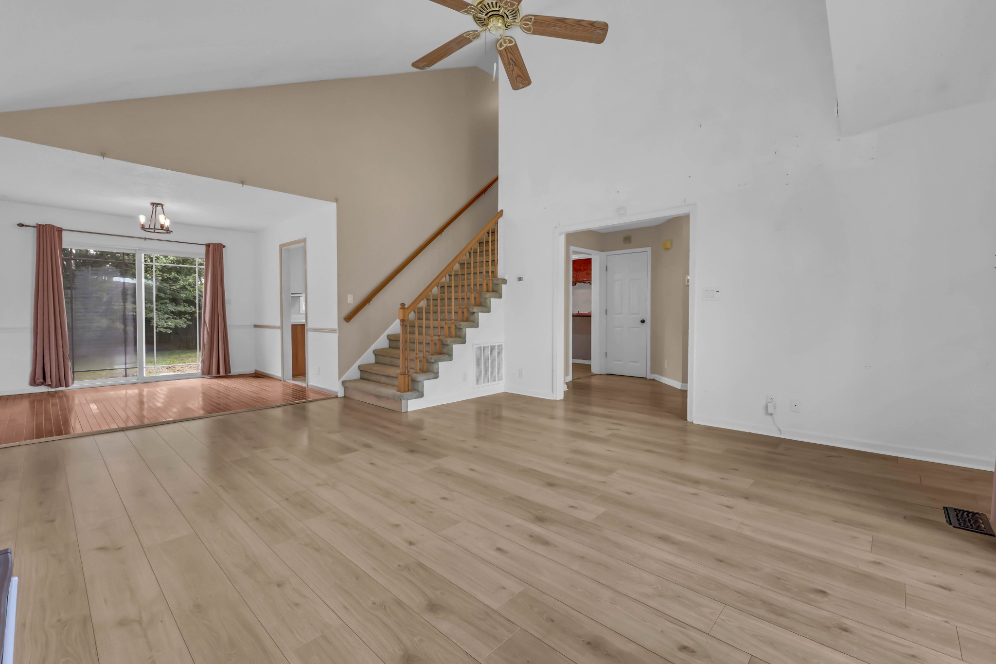 312 Broadmore Dr