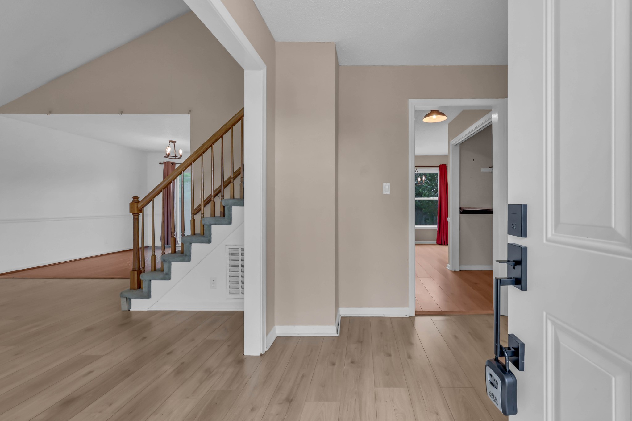 312 Broadmore Dr