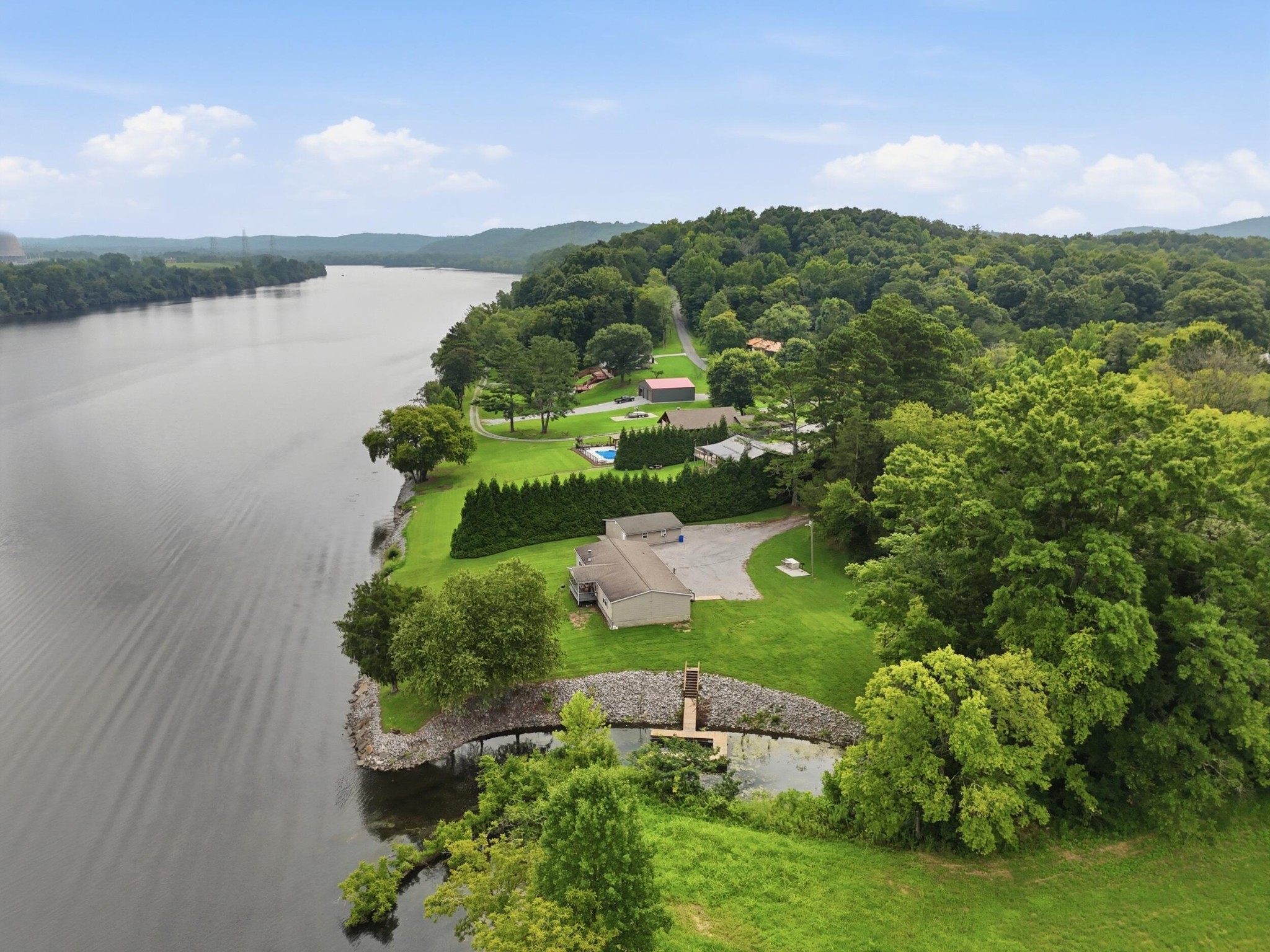 616 Layman Cir