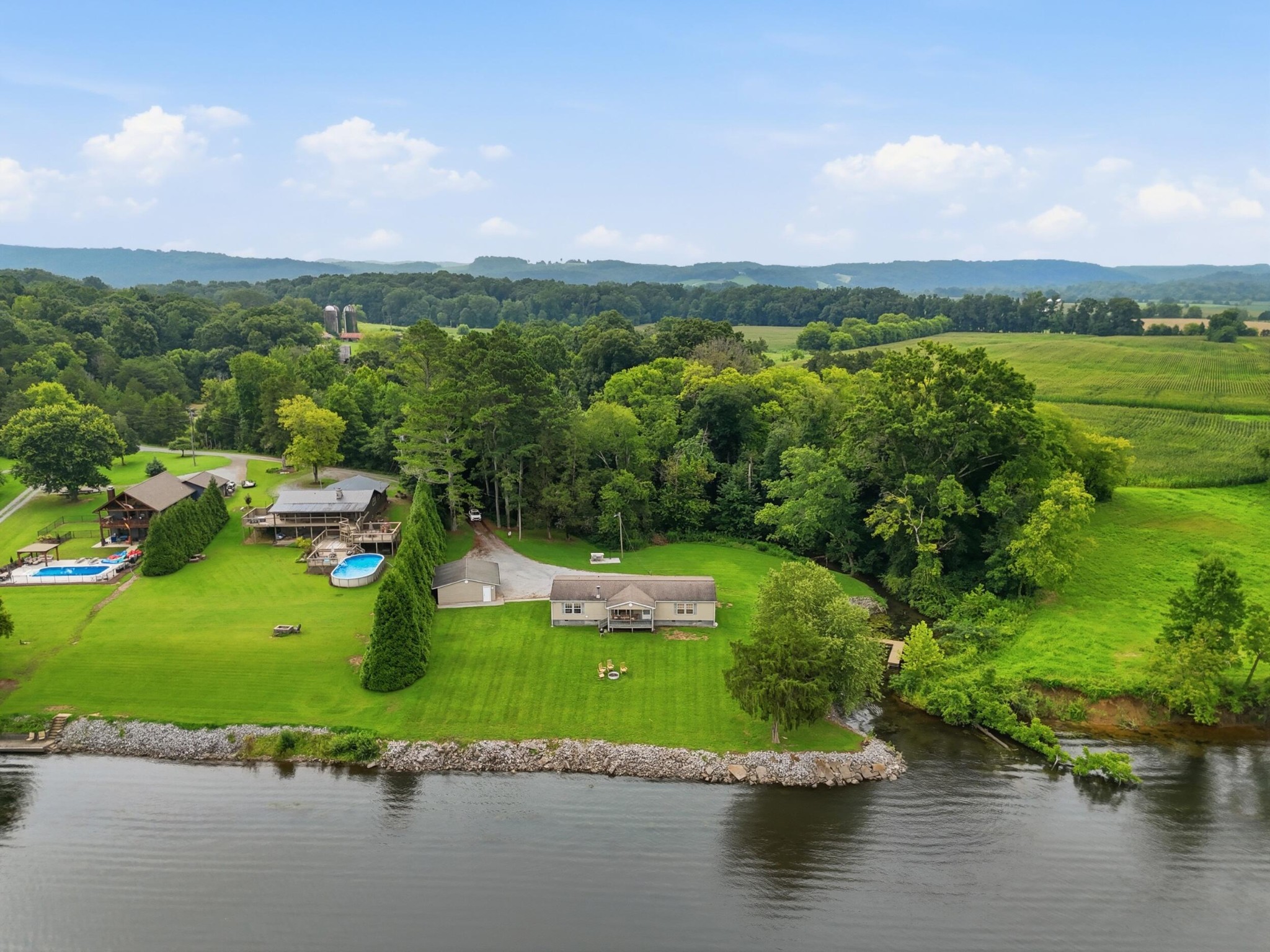 616 Layman Cir