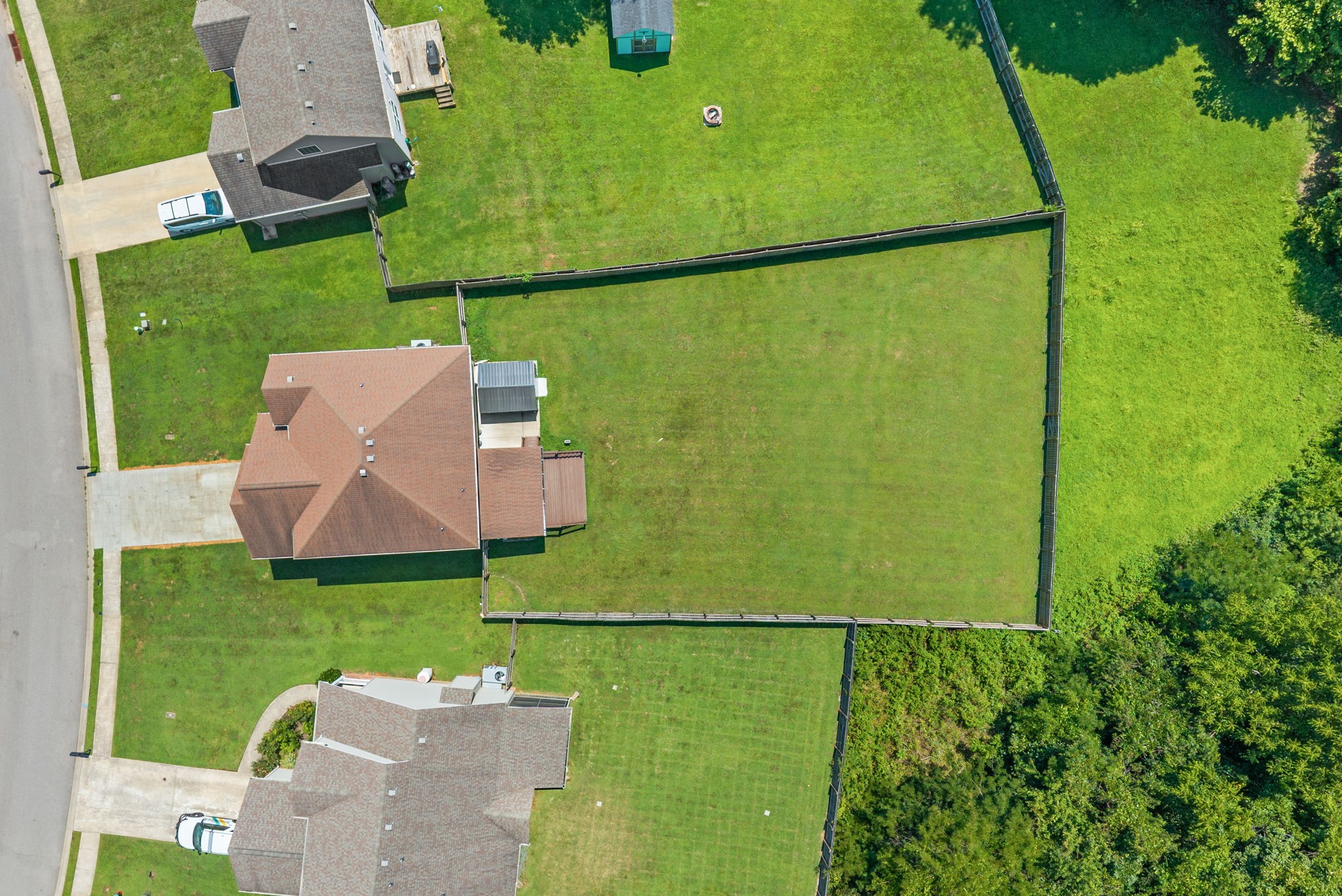 789 Banister Dr