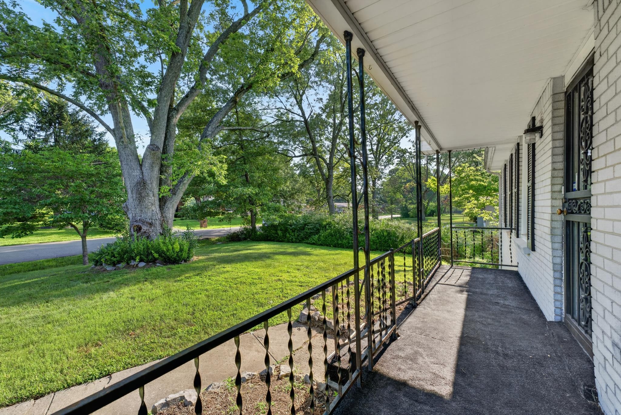 304 Notgrass Rd