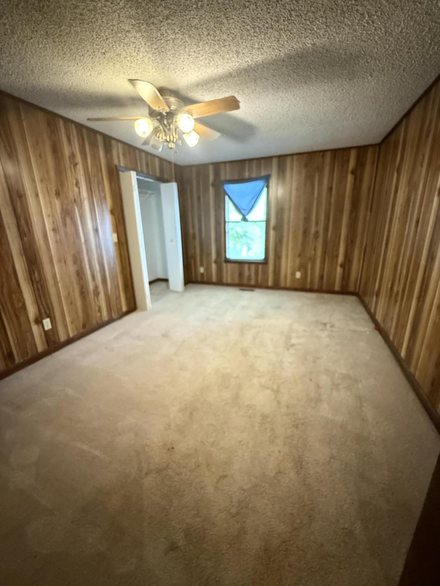245 N Airport Circle, NW