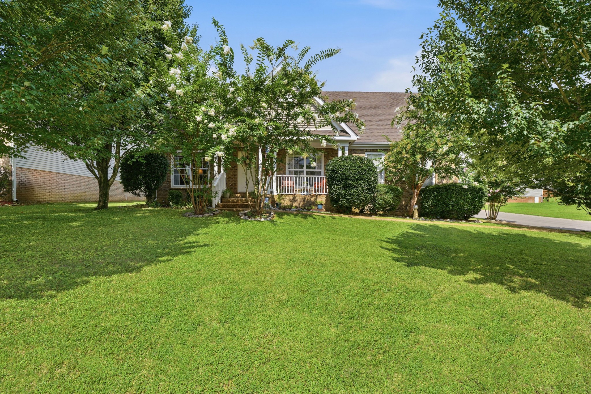 2248 Dewey Dr