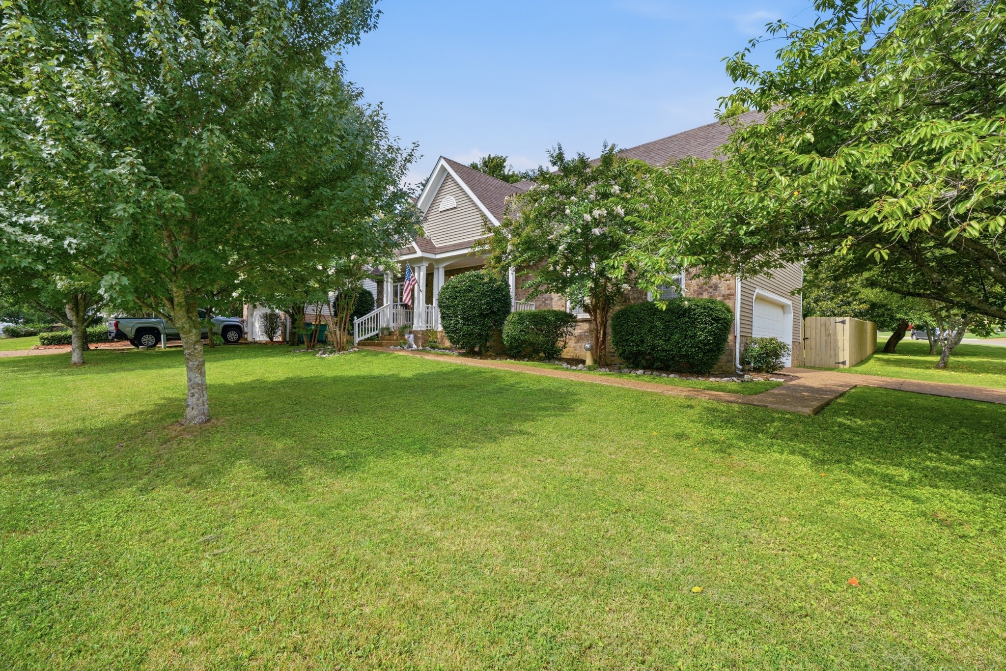 2248 Dewey Dr