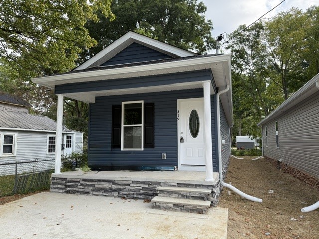 319 Gentry St