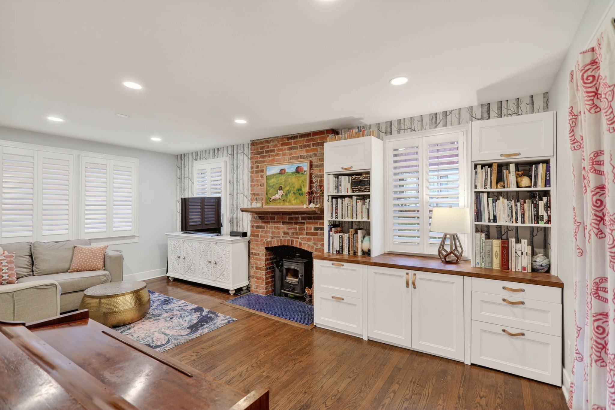 1035 Seymour Ave