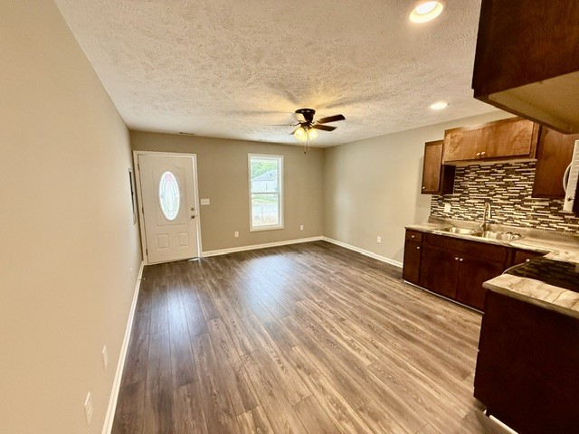 321 s Gentry St