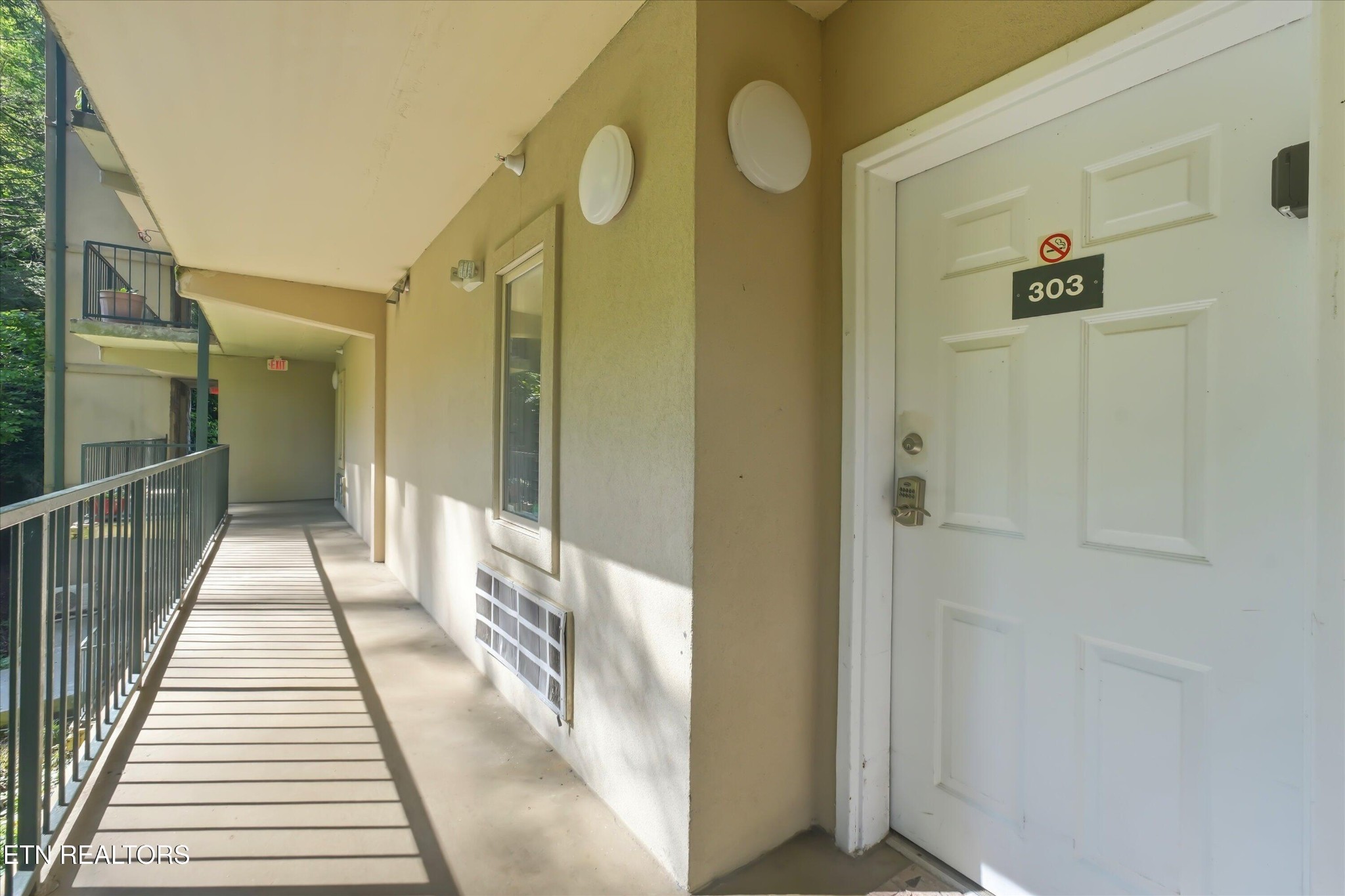 413 Baskins Creek Rd