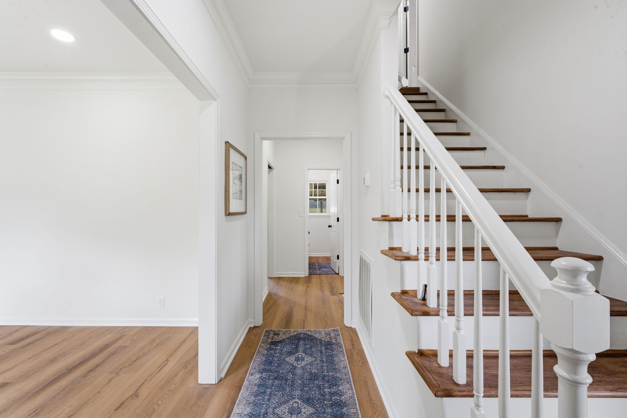 2601 Somerset Dr