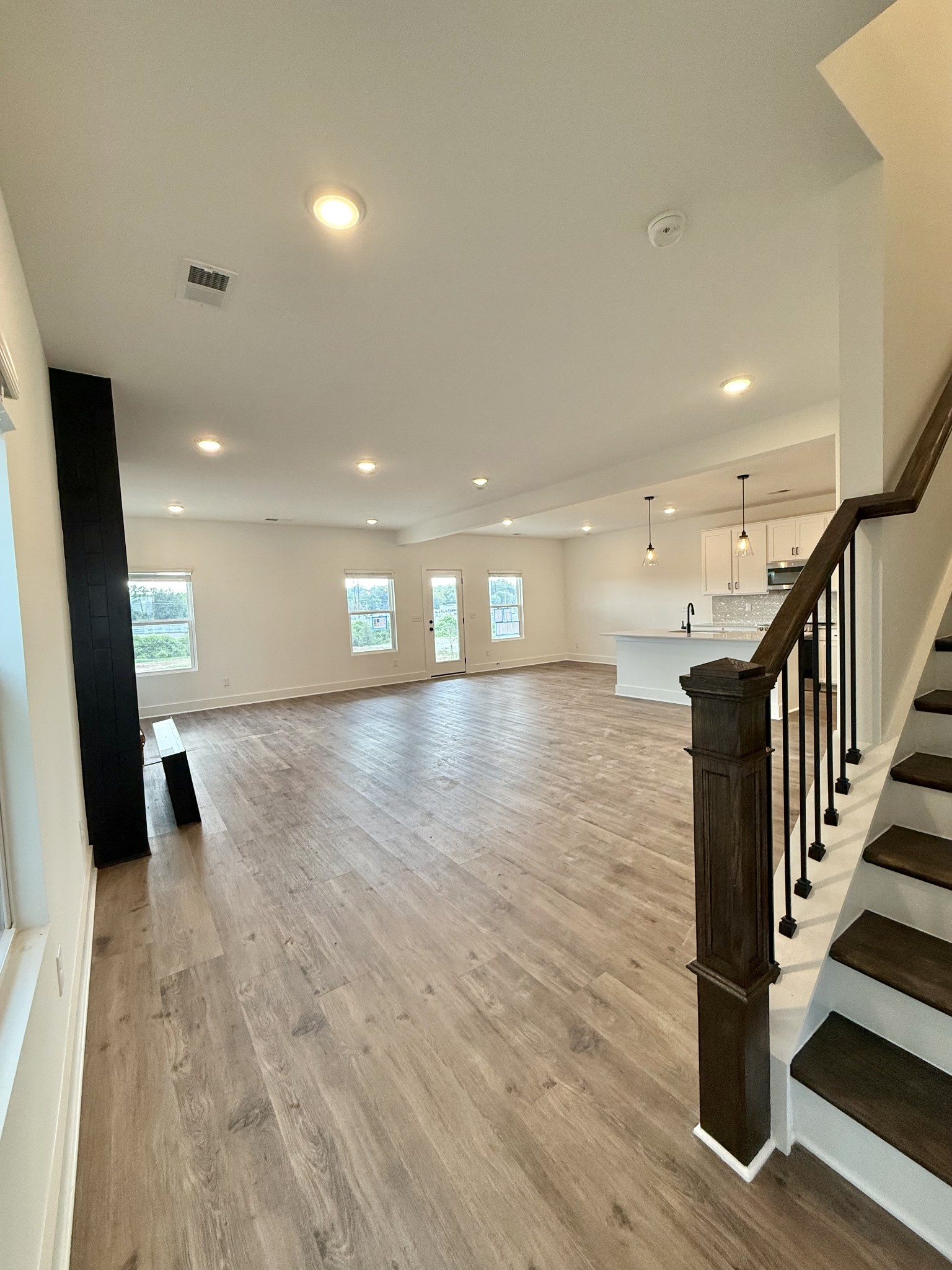 929 Watercourse Ct